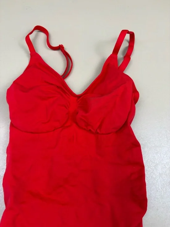 Red Seamless Bodysuit M L Adjustable Straps Snap Bottom Shapewear Top - Picture 4 of 5